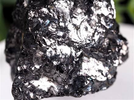 ◇希少！炭素高純度のエリートシュンガイト原石◇20億年前に形成された