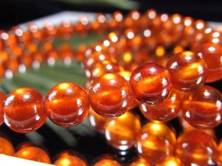 ◇明るめオレンジ◇お買い得！◇透明感あり◇歴史上最も古い宝石の