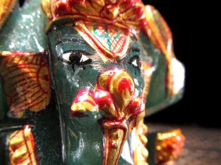 ☆人気！夢を叶える象☆豪華22金カラー彩色タイプ☆極上手彫り彫刻
