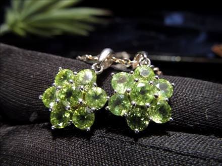 ◇極上5A◇美しいオリーブグリーン◇透明！◇太陽の象徴◇8月の誕生石