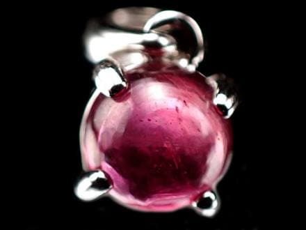 ☆超透明☆最高級5A！濃い結晶！☆7月の誕生石☆勝利と情熱を象徴する  