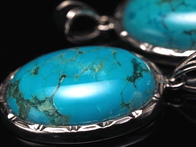 アンティーク　石彫　呪物　青緑色 抽象彫刻　古道具　ターコイズ？　ヴィンテージ INDIAN JEWELRY LEATHER ARTS&CRAFTS Tah'bah TRADERS / Vintage