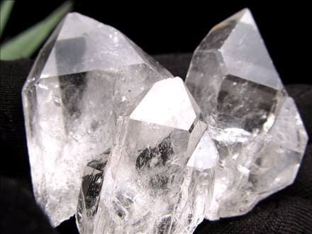 ◇大好評!!◇山盛り水晶ポイント◇お買い得！たっぷり1キロ入り1980円