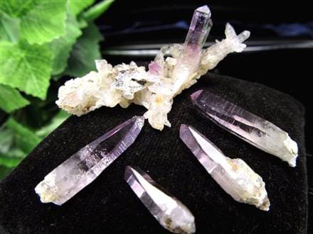 世界で最も美しいアメジスト】☆流通量極少超希少石！☆採掘鉱山が閉山