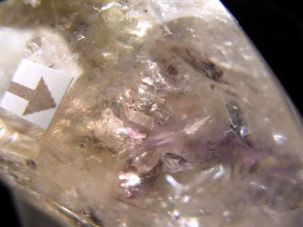 ☆希少！限定品！☆虹＆たっぷり水入り☆古代の水を封入した水晶☆最強