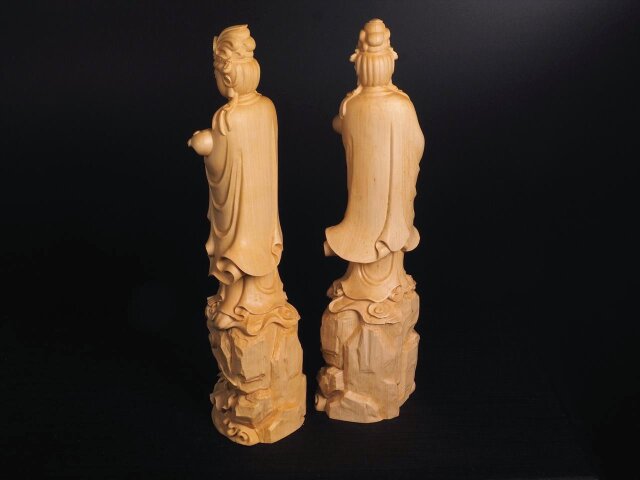 木彫り 置物 飾り 癒し オススメ 風情 木穴 現品限り おしく