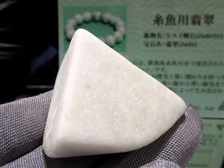 餅シャリ　琅玕　ロウカン　糸魚川翡翠　36g 糸魚川翡翠 原石 36g 餅シャリ 琅玕 ロウカン 糸魚川翡翠 36g 餅