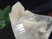アポフィライト 魚眼石 結晶 原石 ゼオライト