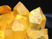 天然のオーラ　黄金の治癒者　ゴールデンヒーラー　水晶　クラスター　アーカンソー産 アーカンソー 産ゴールデンヒーラー水晶クラスター、天然石