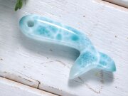 ◆贅沢仕様！◆存在感抜群のビッグサイズ！◆水面模様はっきり！◆極上！ラリマータンブル◆フィッシュタンブル◆1点物◆ラリマー【ブルーペクトライト】フィッシュ 穴あきタンブル◆石サイズ約50.2mm◆約10.6g◆【ドミニカ共和国産】