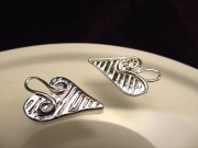 ◆高品質Silver925パーツ◆使い方様々！手作りアクセサリーのアクセントに！◆ハート型チャーム◆カン幅約2.5mm 縦約19mm◆CMP094◆