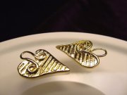 ◆高品質Silver925パーツ◆使い方様々！手作りアクセサリーのアクセントに！◆ハート型チャーム◆カン幅約2.5mm 縦約19mm◆18金ゴールド仕様◆CMP095◆