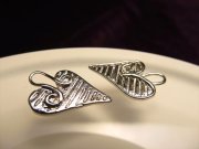 ◆高品質Silver925パーツ◆使い方様々！手作りアクセサリーのアクセントに！◆ハート型チャーム◆カン幅約2.5mm 縦約19mm◆ロジウム仕様◆CMP098◆