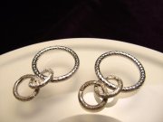 ◆高品質Silver925パーツ◆使い方様々！手作りアクセサリーのアクセントに！◆3連リングコンポーネント◆リング穴内径約14mm 6mm 6mm◆ロジウム仕様◆CMP102◆