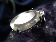 リビアングラス 隕石 アクセサリー ペンダント インパクトガラス