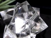 天然水晶 アステロイド 彫り 置物