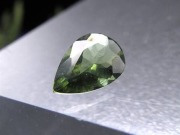 モルダバイト ルース モルダウ石 宝石 天然石