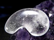 ガネーシュヒマール ヒマラヤ 水晶 勾玉 ビーズ