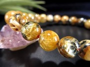 h1★特選ご奉仕★激レア希少♢激安☆【母岩ヘマタイト入りゴールドルチル】❤️ 母岩ヘマタイト入り