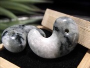 翡翠 勾玉 ジェイド 本翡翠 糸魚川