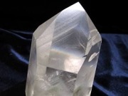 水晶 ファントム水晶 ポイント クリスタル 山入り水晶
