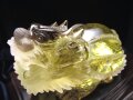 ヒキュウ置物