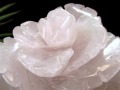 ローズクォーツ 薔薇 彫刻置物 クォーツ 天然石