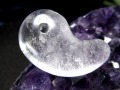 ガネーシュヒマール ヒマラヤ 水晶 勾玉 ビーズ