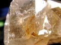 ゴールドルチル ヘマタイト 原石 母岩付き 金運