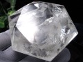 アイリスクォーツ 虹入り水晶 ヘキサゴン 六芒星 レインボー水晶