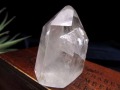 マニフェストクォーツ 貫入水晶 ポイント 水晶 クォーツインクォーツ