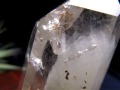 マニフェストクォーツ 貫入水晶 ポイント 水晶 クォーツインクォーツ