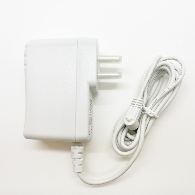 ＡＣアダプター