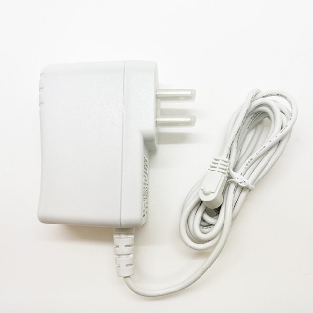 ＡＣアダプター