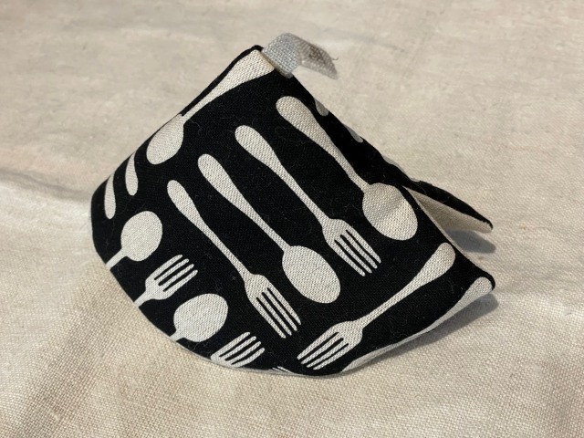 マンマの鍋つかみ　ツカミーナ【カトラリー/ブラック】