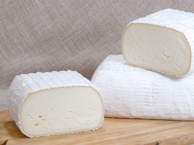 カザティカ・ディ・ブファラ　約100g（不定貫、価格は再計算）