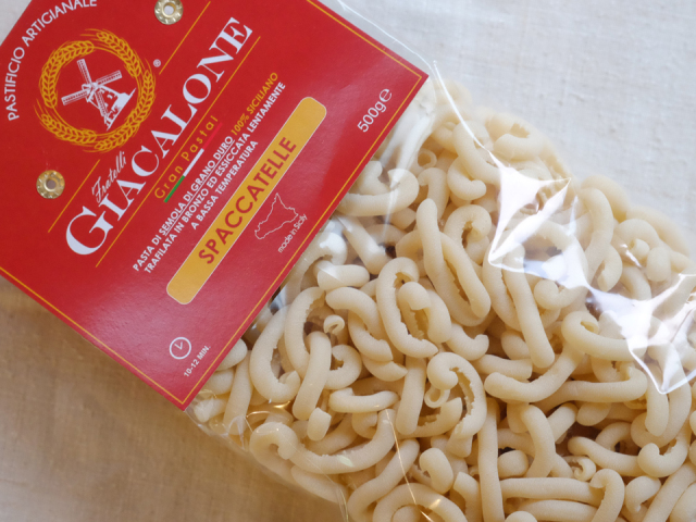 パスタ【ジャカローネ】スパッカテッレ