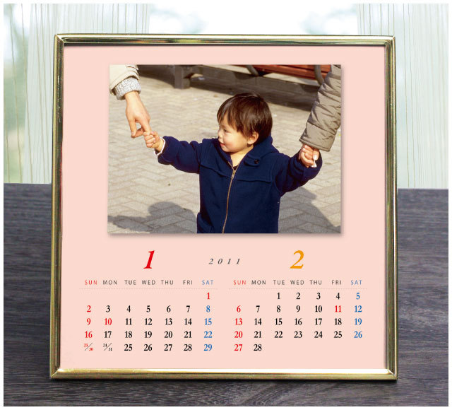 愛情カレンダー【色いろ】 《還暦祝いや記念日のプレゼントに最適！想い出の写真で作るリッチなオリジナルカレンダー》