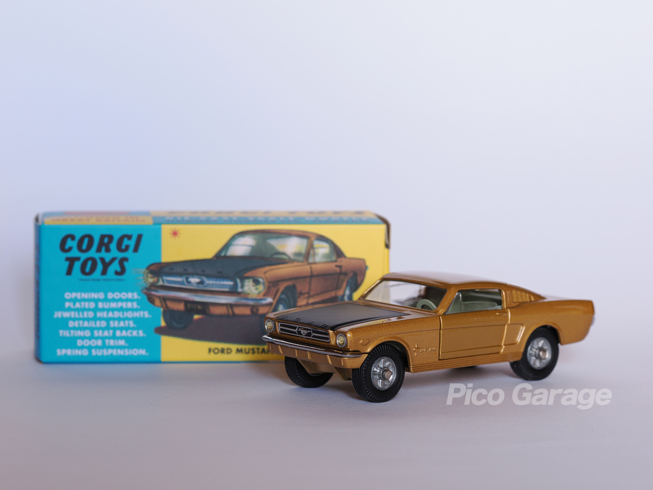 CORGY TOYS フォードマスタングファストバック＿フロント