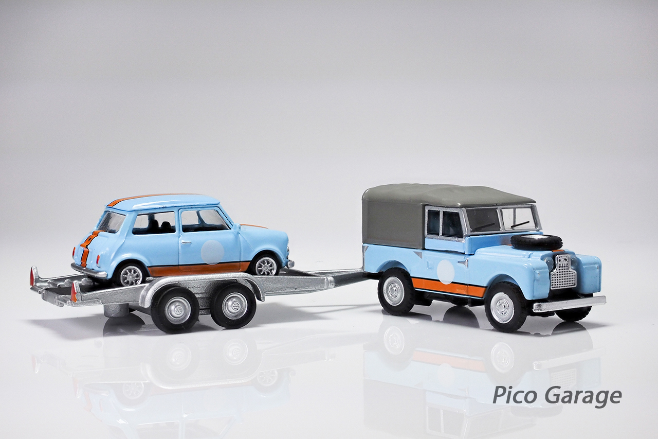 Schuco 1/87ランドローバーディフェンダー＆ミニ（Gulf）トレーラー
