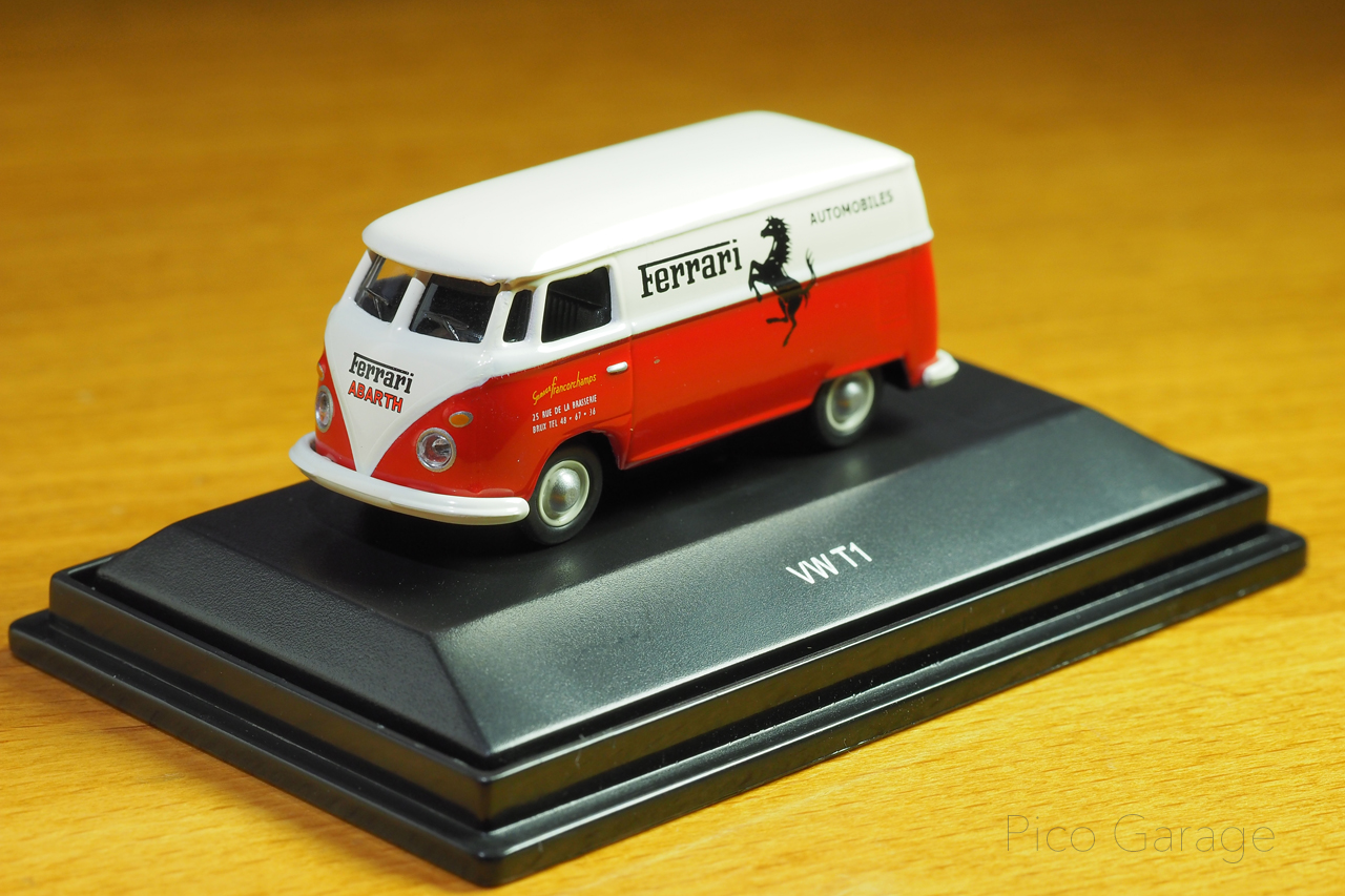 シュコー1/87VWT1フェラーリ_02