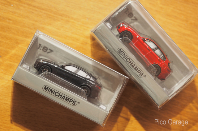 ミニチャンプス1/87アルファロメオ ステルヴィオ クアドリフォリオ_化粧箱1