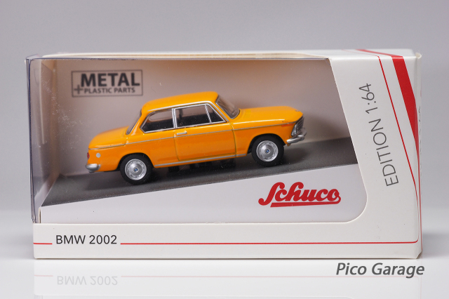 Schuco 1/64BMW2002（オレンジ）箱