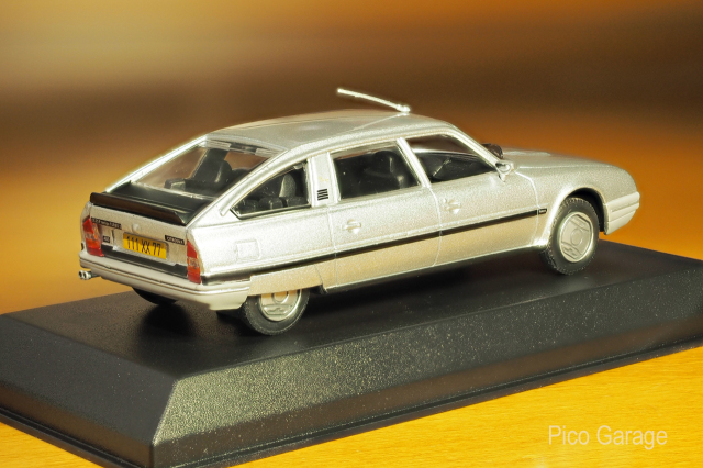 ノレヴ1/43シトロエンCXターボプレステージュ_後サイド