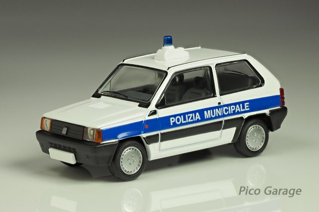 【激レア・かっこいい】フィアット　ドラッグスター　1/64 JGR04 ホットウィール モンスタートラック 1:64 ファイブ