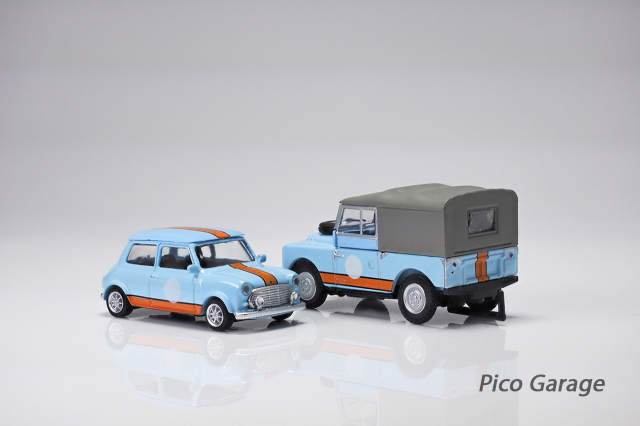 Schuco 1/87ランドローバーディフェンダー＆ミニ（Gulf）後前
