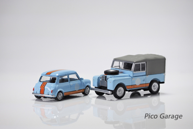 Schuco 1/87ランドローバーディフェンダー＆ミニ（Gulf）前後