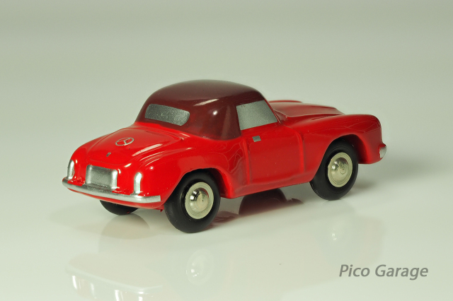 シュコー・ピッコロ メルセデス・ベンツ190SL 赤 フィギュア付き_後