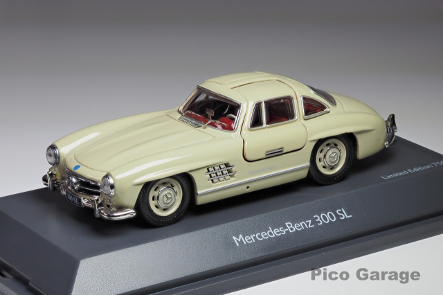 シュコー1/43メルセデスベンツ300SL（ホワイト）フロント