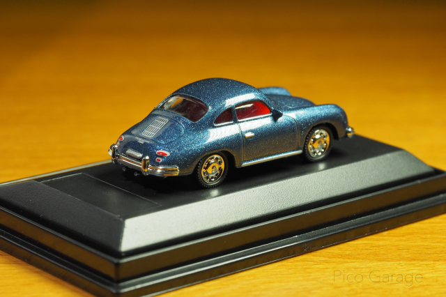 シュコー1/87ポルシェ356ブルーM_03